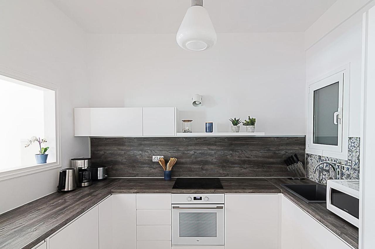 Spacious Two Bedroom Apartment In Central Location Athens Luaran gambar