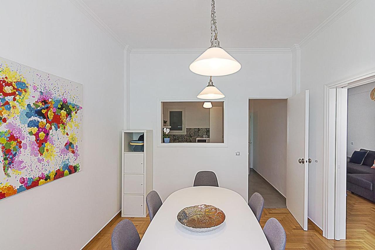 Spacious Two Bedroom Apartment In Central Location Athens Luaran gambar